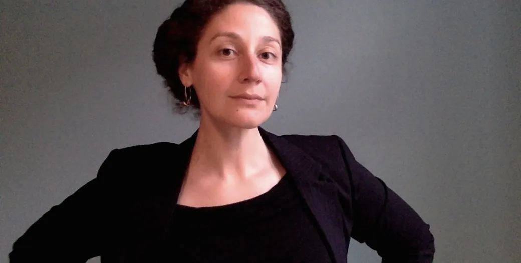 Kate Fama headshot